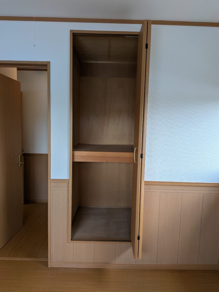 カルム 洋室(2)6帖 小田急江ノ島線 六会日大前 賃貸 飯島興産