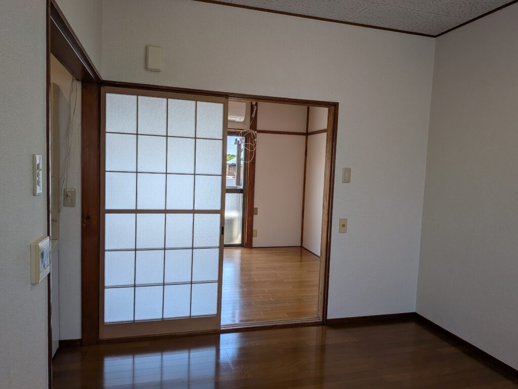 江尻ハイツ　ダイニングキッチン　小田急江ノ島線　六会日大前　賃貸