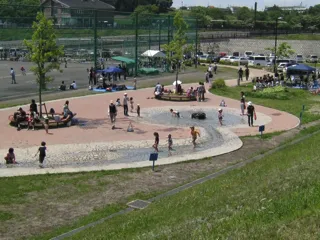 飯島興産有限会社　地域情報　子育て支援　境川遊水地公園　小田急江ノ島線　六会日大前　賃貸　売買　資産管理　相続