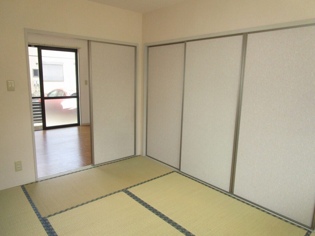 小田急江ノ島線 六会日大前 湘南台 賃貸 エトワールⅡ 飯島興産有限会社 湘南スマイル 和室6帖