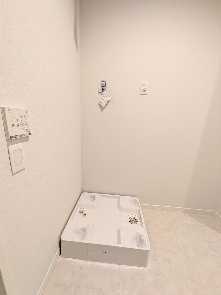 チェルヴィーノ ガレージハウス 貸一戸建 小田急江ノ島線 六会日大前 賃貸 飯島興産