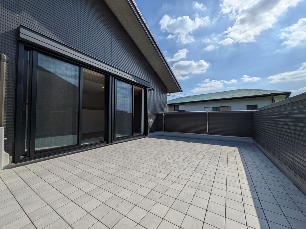 チェルヴィーノ ガレージハウス 貸一戸建 小田急江ノ島線 六会日大前 賃貸 飯島興産